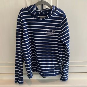 Vineyard Vines hooded long sleeve top